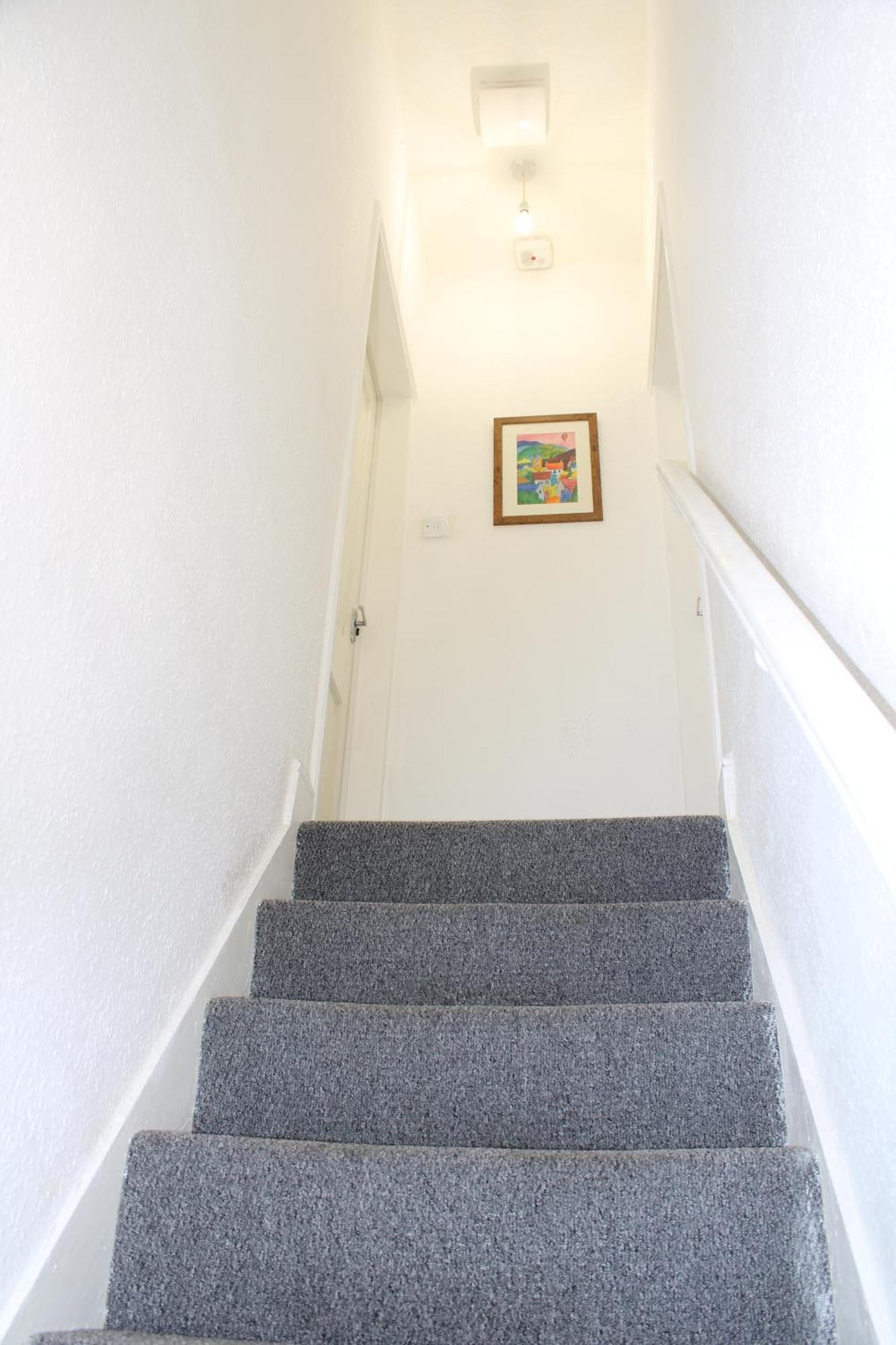 F2S Serviced Apartments 2Bedroom Terrace House With Free Wifi Netflix Suitable For Contractors Walking Distance To Train Station Derby Kültér fotó