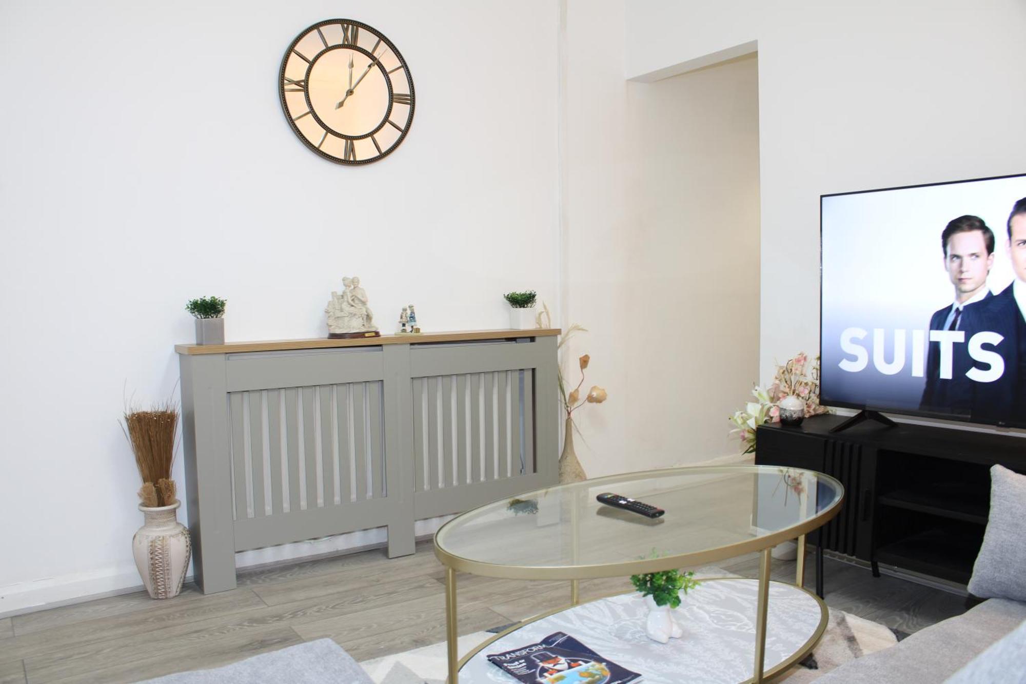 F2S Serviced Apartments 2Bedroom Terrace House With Free Wifi Netflix Suitable For Contractors Walking Distance To Train Station Derby Kültér fotó